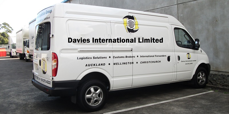 davies-logistic-car